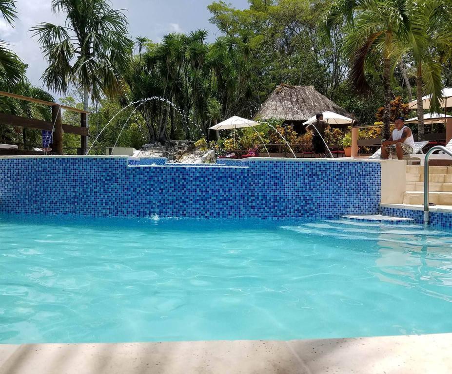 The Log Cab-Inn San Ignacio Exterior photo